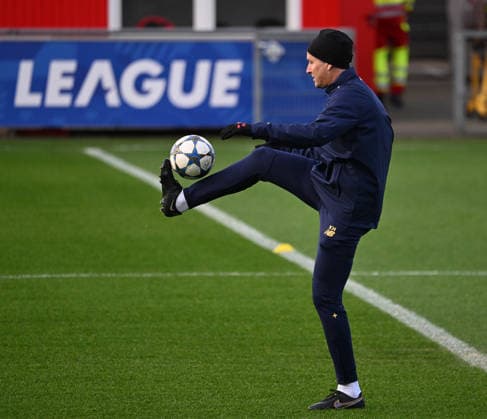 0912 2025, xophax, Football , UEFA Champions League , 2025 2026 , Bayer Leverkusen , Training before the match against Newcastle United Coach Kasper Hjulmand Bayer 04 Leverkusen Leverkusen