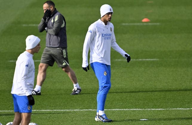 Training session ahead of Real Madrid v Manchester City - UEFA Champions League MADRID, SPAIN - DECEMBER 9: Jude Bellingham of Real Madrid attends the training session ahead of UEFA Champions League week 6 football match against Manchester City at Valdebebas training grounds in Madrid, Spain on December 9, 2025. Burak Akbulut Anadolu Madrid Spain. Editorial use only. Please get in touch for any other usage.  Copyright: x2025xAnadoluxBurakxAkbulutx