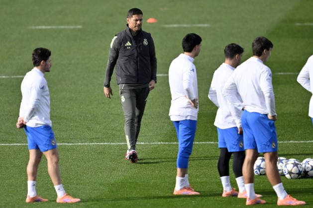 Training session ahead of Real Madrid v Manchester City - UEFA Champions League MADRID, SPAIN - DECEMBER 9: Head coach Xabi Alonso leads his team s training session ahead of UEFA Champions League week 6 football match against Manchester City at Valdebebas training grounds in Madrid, Spain on December 9, 2025. Burak Akbulut Anadolu Madrid Spain. Editorial use only. Please get in touch for any other usage.  Copyright: x2025xAnadoluxBurakxAkbulutx