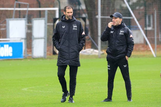 DEU, DFL, 2 FBL Hertha BSC, Training, 09 12 2025, Sportforum, Berlin, DEU, DFL, 2 FBL Hertha BSC, Training, im Bild Cheftrainer Stefan Leitl Hertha BSC Berlin , Co Trainer Andre Mijatovic Hertha BSC Berlin DFL regulations prohibit any use of Photographs as image sequences and or quasi video nordphotoxGmbHx xEngler nph00076