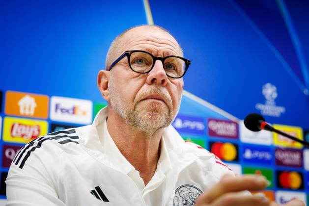 BAKU , 09-12-2025 , Tofiq Bahramov Stadion , Season 2025 2026 , UEFA Champions League football , Pressconference Ajax in Baku prior to the match between Qarabag FK and Ajax , picture shows Ajax interim trainer coach Fred Grim Pressconference Ajax in Baku  x200075042x Copyright: