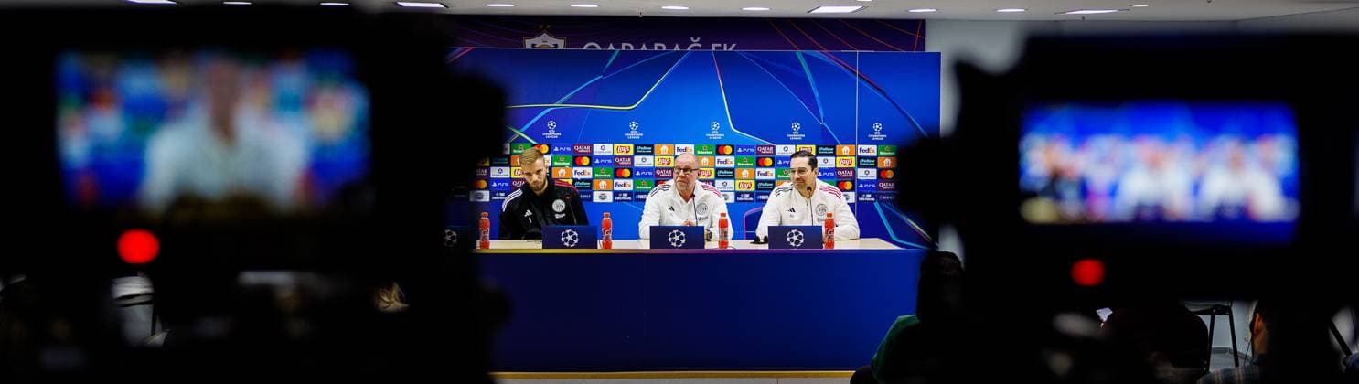 BAKU , 09-12-2025 , Tofiq Bahramov Stadion , Season 2025 2026 , UEFA Champions League football , Pressconference Ajax in Baku prior to the match between Qarabag FK and Ajax , picture shows Ajax interim trainer coach Fred Grim Pressconference Ajax in Baku  x200075070x Copyright: