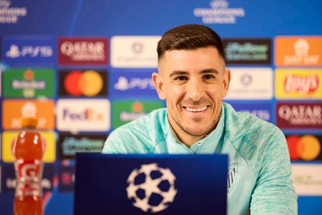 Athletic Club v Paris Saint-Germain FC - UEFA Champions League 2025-26 League Phase MD6 Yuri Berchiche of Athletic Club looks on during the press conference, PK, Pressekonferenz prior to the UEFA Champions League 2025-26 League Phase MD6 match between Athletic Club and Paris Saint-Germain FC at San Mames on December 9, 2025, in Bilbao, Spain. Bilbao San Mames Basque Coountry Spain RL_ATHvPSG_CL_000001 Copyright: xRicardoxLarreinax