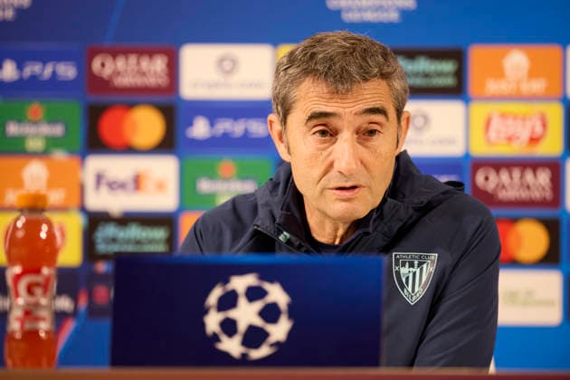 Athletic Club v Paris Saint-Germain FC - UEFA Champions League 2025-26 League Phase MD6 Ernesto Valverde head coach of Athletic Club looks on during the press conference, PK, Pressekonferenz prior to the UEFA Champions League 2025-26 League Phase MD6 match between Athletic Club and Paris Saint-Germain FC at San Mames on December 9, 2025, in Bilbao, Spain. Bilbao San Mames Basque Coountry Spain RL_ATHvPSG_CL_000025 Copyright: xRicardoxLarreinax