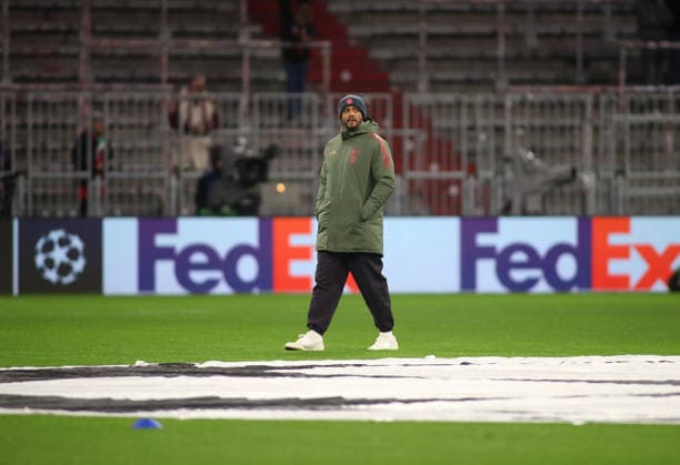 Football, Men, Champions League, Season 2025 2026, FC Bayern Munich Sporting Lisbon, Matchday 6, Allianz Arena Vincent Kompany, Coach FC Bayern Munich at the pre-match pitch inspection
