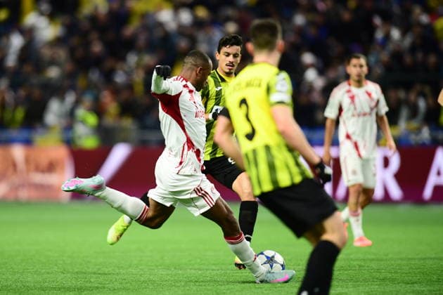 UEFA Champions League, Olympiacos FC vs Kairat Almaty - Ayoub El Kaabi of Olympiacos FC in action during the UEFA Champions League Phase matchday 6 soccer match between Olympiacos FC and Kairat Almaty held at Astana Arena in Astana, Kazakhstan, 9 December 2025. IMAGO ONE INCH PRODUCTIONS Astana Kazakhstan Copyright: xONExINCHxPRODUCTIONSx 6772147