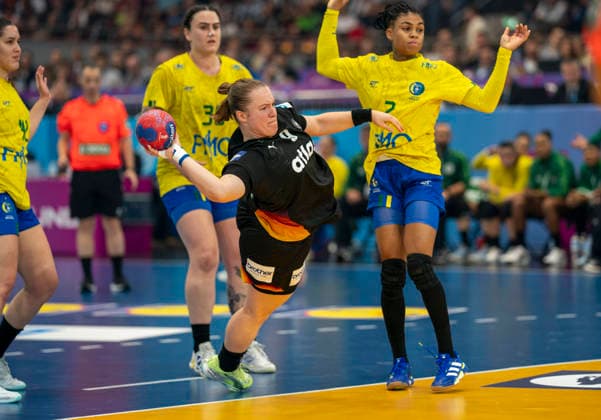 Lisa Antl Germany, 9 Germany Brazil, Quarterfinal, 27th IHF Womens Handball World Championship, WM, World Championship 2025, GER, Dortmund, Westfalenhalle Copyright: HMBxMedia xMarcoxBader