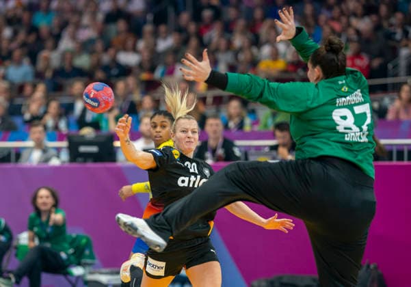 Antje Doell Germany, 29 Germany Brazil, Quarterfinal, 27th IHF Womens Handball World Championship, WM, World Championship 2025, GER, Dortmund, Westfalenhalle Copyright: HMBxMedia xMarcoxBader