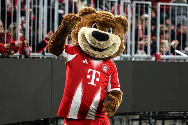 Sport, Football, UEFA Champions League Season 2025 2026 League Phase 6 Matchday FC Bayern Munich Sporting Clube de Portugal 09 12 2025, Allianz Arena Mascot Bernie FC Bayern Munich Munich Allianz Arena Bayern Germany
