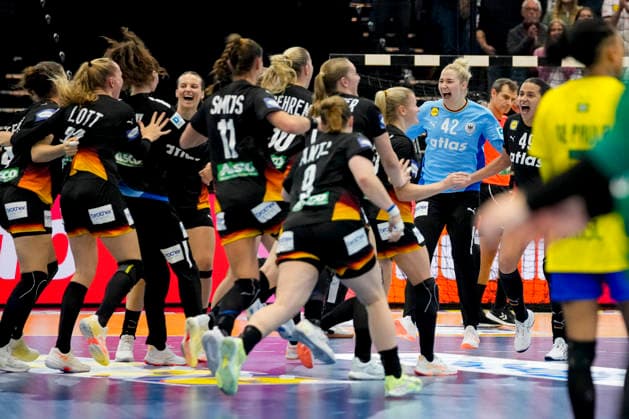 tha players of Germany celebrate after winning during the 27th IHF Women s Handball World Championship Quarter final match between Germany and Brazil at Westfalenhalle on December 9, 2025 in Dortmund, Germany Photo by Alex Gottschalk DeFodi Images