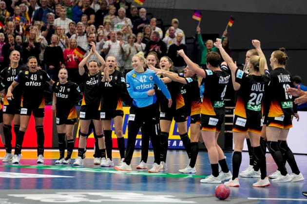 tha players of Germany celebrate after winning during the 27th IHF Women s Handball World Championship Quarter final match between Germany and Brazil at Westfalenhalle on December 9, 2025 in Dortmund, Germany Photo by Alex Gottschalk DeFodi Images