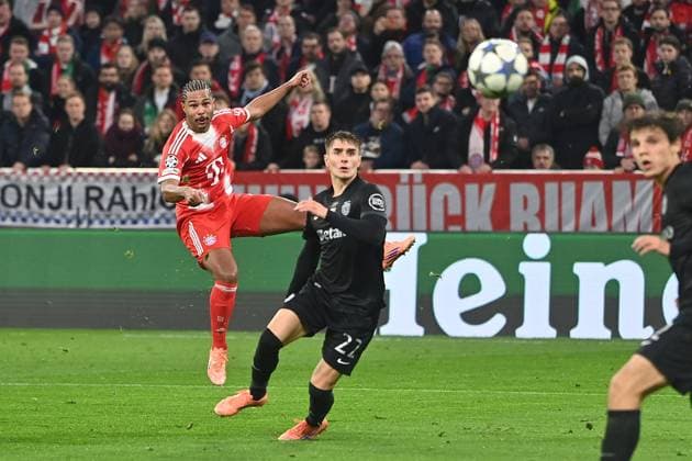 Goal chance Serge GNABRY FC Bayern Muenchen , action,duel against Ivan FRESNEDA Sporting CP Football Champions League,season 2025 26, league phase FC Bayern Muenchen Sporting CP on 09 12 2025