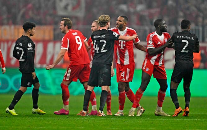 09 12 2025, Football UEFA Championsleague 2025 2026 Preliminary Round 6 Matchday, FC Bayern Munich Sporting Lisbon, in the Allianz Arena Munich Scuffle Morten Hjulmand Sporting Lisbon and Jonathan Tah FC Bayern Munich argue, DFL and DFB regulations prohibit any use of photographs as image sequences and or quasi video