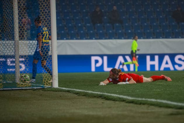 SOCCER - WCL, St.Poelten vs Juventus SANKT POELTEN,AUSTRIA,09.DEC.25 - SOCCER - UEFA Women s Champions League, SKN Sankt Poelten vs Juventus Turin FC. Image shows Carina Schlueter (St.Poelten).  GEPAxpictures xManuelxBinder