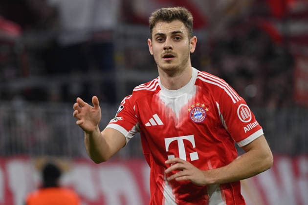 09 12 2025, xjrdrx, Football UEFA Champions League, FC Bayern Muenchen Sporting Lisbon v l Josip Stanisic FC Bayern Muenchen DFL DFB REGULATIONS PROHIBIT ANY USE OF PHOTOGRAPHS as IMAGE SEQUENCES and or QUASI VIDEO Muenchen