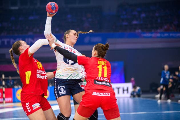 DORTMUND, GERMANY - 9 DECEMBER, 2025: Deila Thale Rushfeldt - Women s Handball World Championship, WM, Weltmeisterschaft 2025 Norway vs Montenegro at Westfallenhalle.  Copyright: xVitaliixKliuievx