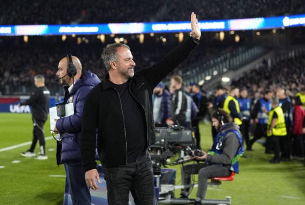 09 12 2025, xslx, Football UEFA Champions League, FC Barcelona Eintracht Frankfurt v l Coach Hansi Flick FC Barcelona Barcelona