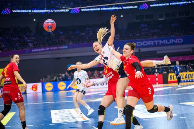 DORTMUND, GERMANY - 9 DECEMBER, 2025: Reistad Henny Ella - Women s Handball World Championship, WM, Weltmeisterschaft 2025 Norway vs Montenegro at Westfallenhalle.  Copyright: xVitaliixKliuievx