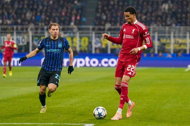 Inter Milan v Liverpool, UEFA Champions League Liverpool forward Hugo Ekitike (22) during the Inter Milan v Liverpool UEFA Champions League 2025 26 League Phase MD6 match at the San Siro Stadium, Milan, Italy on 9 December 2025 Credit: Robbie Hoad Every Second Media Editorial use only. All images are copyright Every Second Media Limited. No images may be reproduced without prior permission. Copyright: xIMAGO EveryxSecondxMediax ESM-1702-0014 RobbiexHoadx xEveryxSecondxMediax