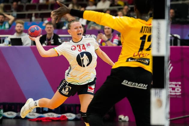 Women s Handball World Championship 2025 Norway Montenegro Dortmund, Germany 20251209 Norway s Anniken Wollik during the quarter final of the Women s Handball World Championship between Norway and Montenegro in Westfalenhalle Photo Beate Oma Dahle NTB Dortmund Germany EDITORIAL USE ONLY RESTRICTED USE FOR BETTING COMPANIES  Copyright: xBeatexOmaxDahlex xNTBx
