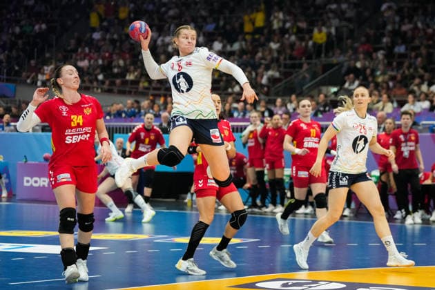 Women s Handball World Championship 2025 Norway Montenegro Dortmund, Germany 20251209 Norway s Maren Aardahl during the quarter final of the Women s Handball World Championship between Norway and Montenegro in Westfalenhalle Photo Beate Oma Dahle NTB Dortmund Germany EDITORIAL USE ONLY RESTRICTED USE FOR BETTING COMPANIES  Copyright: xBeatexOmaxDahlex xNTBx
