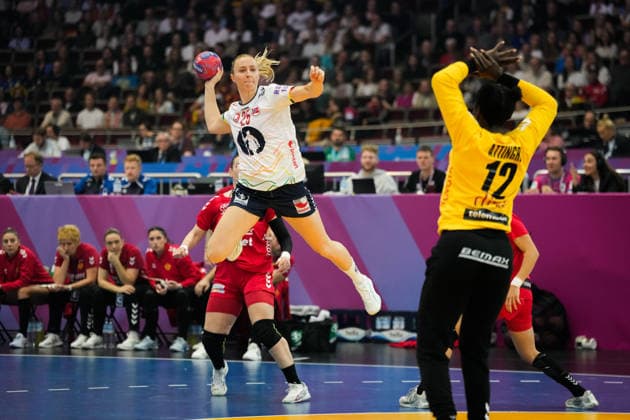 Women s Handball World Championship 2025 Norway Montenegro Dortmund, Germany 20251209 Norway s Henny Ella Reistad during the quarter final of the Women s Handball World Championship between Norway and Montenegro in Westfalenhalle Photo Beate Oma Dahle NTB Dortmund Germany EDITORIAL USE ONLY RESTRICTED USE FOR BETTING COMPANIES  Copyright: xBeatexOmaxDahlex xNTBx