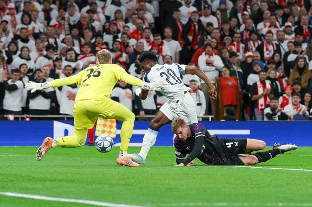9th December 2025; Tottenham Hotspur Stadium, London, England; UEFA Champions League Football, Tottenham Hotspur versus Slavia Prague; Mohammed Kudus of Tottenham Hotspur shoots at goal  IanxStephen