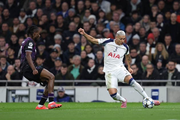 Richarlison of Tottenham Hotspur crosses the ball during the UEFA Champions League match between Tottenham Hotspur and Slavia Praha at Tottenham Hotspur Stadium in London, England (Photo by Alexander Canillas Sports Press Photo) Copyright: xAlexanderxCanillas SPPx Sportspressphoto_SPR72465