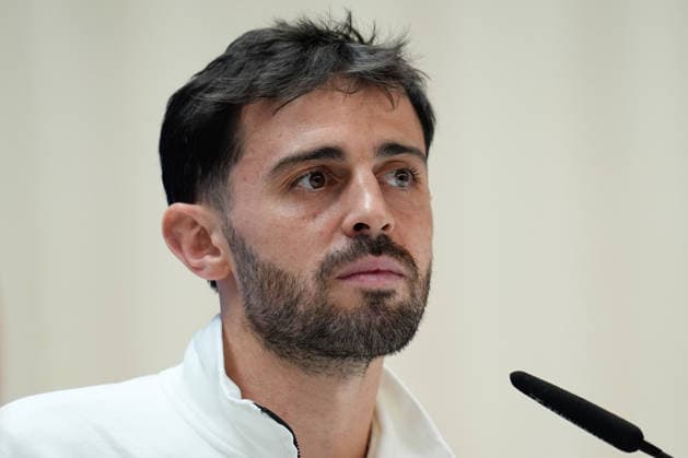 December 9, 2025, Madrid, Madrid, Spain: Bernardo Silva of Manchester City attends his press conference, PK, Pressekonferenz ahead of their UEFA Champions League 2025 26 match against Real Madrid CF at Bernabeu stadium on December 09, 2025, in Madrid, Spain. Madrid Spain - ZUMAa181 20251209_zaa_a181_060 Copyright: xDennisxAgyemanx