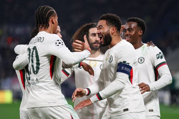 Joao Pedro of Chelsea celebrates scoring the opening goal for their side with their teammates Atalanta v Chelsea, UEFA Champions League, Group Stage, Football, New Balance Arena, Bergamo, Italy- 09 Dec 2025Bergamo New Balance Arena Italy EDITORIAL USE ONLY No use with unauthorised audio, video, data, fixture lists, club league logos or live services. Online in-match use limited to 120 images, no video emulation. No use in betting, games or single club league player publications. Copyright: xTimxRogers Shutterstockx 16009886z