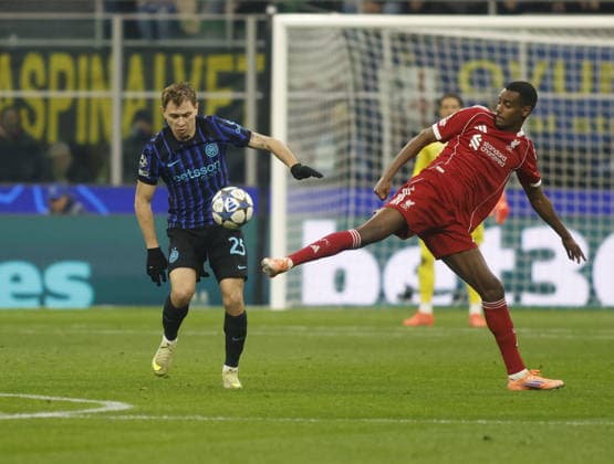 CALCIO - UEFA Champions League - Inter - FC Internazionale vs Liverpool FC Nicolo Barella of FC Inter during the Uefa Champions League,, 2025 26 season, football match between Inter FC and FC Liverpool, on 09 December 2025 at â?? Giuseppe Meazza Stadium, San Siro, Milan, Italy. Photo Nderim KACELI Milano Italy  Copyright: xIPAxSport ABACAx
