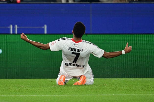Goal celebration for 0 1 by Ansgar Knauff 7 Eintracht Frankfurt , FC Barcelona vs Eintracht Frankfurt, Champions League, Group stage, Matchday 6, 09 12 2025 Barcelona Catalonia Spain Copyright: xkolbert-press MarcxNiemeyerx
