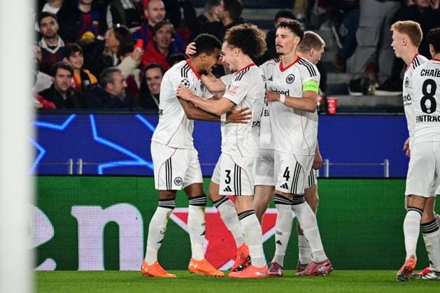 Goal celebration for 0 1 by Ansgar Knauff 7 Eintracht Frankfurt , FC Barcelona vs Eintracht Frankfurt, Champions League, Group stage, Matchday 6, 09 12 2025 Barcelona Catalonia Spain Copyright: xkolbert-press MarcxNiemeyerx