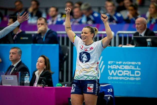 Women s Handball World Championship 2025 Norway Montenegro Dortmund, Germany 20251209 Norway s Nora Mork celebrates her 32 23 victory over Montenegro in the quarterfinals of the Women s Handball World Championship at the Westfalenhalle in Dortmund on Tuesday evening Photo Beate Oma Dahle NTB Dortmund Germany EDITORIAL USE ONLY RESTRICTED USE FOR BETTING COMPANIES  Copyright: xBeatexOmaxDahlex xNTBx