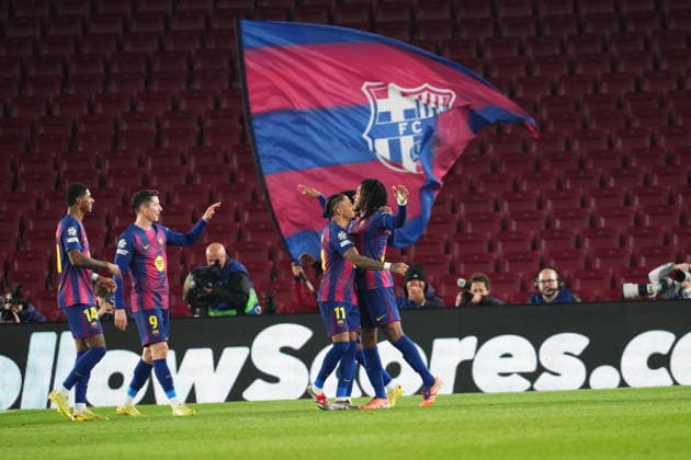 during the UEFA Champions League match, between FC Barcelona, Barca and Eintracht Frankfurt, Spotify Camp Nou Stadium on December 9 2025 in Barcelona, Spain. (Photo by Bagu Blanco PRESSIN).. Copyright: xBaguxBlancox xPRESSINx