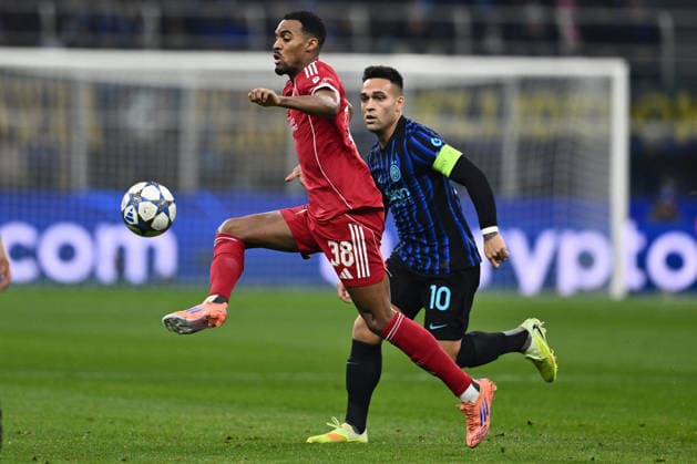 CALCIO - UEFA Champions League - Inter - FC Internazionale vs Liverpool FC Lautaro Martinez of F.C. Inter and Ryan Gravenberch of Liverpool F.C. are in action during the UEFA Champions League phase day 6 football match between F.C. Inter ad Liverpool F.C. at the San Siro Stadium on December 9, 2025 in Milan, Italy. Milano Italy  Copyright: xIPAxSport ABACAx
