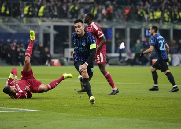 Lautaro Martinez of FC Inter during the Uefa Champions League,, 2025 26 season, football match between Inter FC and FC Liverpool, on 09 December 2025 at â?? Giuseppe Meazza Stadium, San Siro, Milan, Italy. Photo Nderim KACELI  Copyright: xNderimxKaceli IPAxSportx xipa-agency.netx xx IPA_68963908 IPA_Agency_IPA68963908