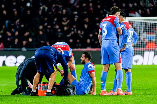 David Hancko of Atletico de Madrid in medical treatment due to injury PSV Eindhoven v Atletico de Madrid, UEFA Champions League 2025 26 League Phase MD6, PSV Eindhoven v Atletico de Madrid, PSV Stadion, December 9, 2025, Eindhoven, Netherlands.