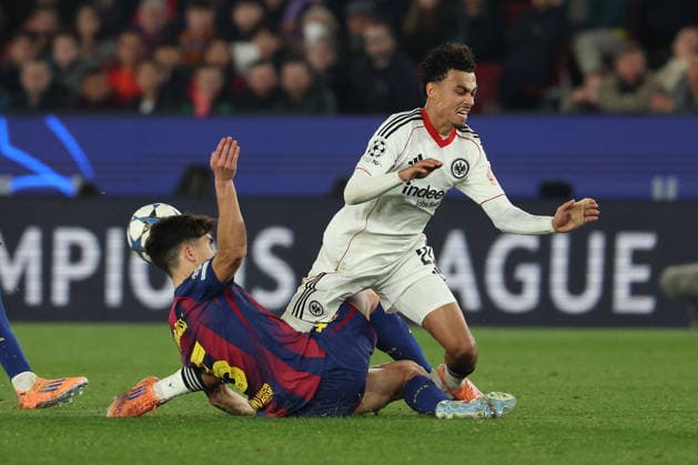FBL SPA CL FC Barcelona Eintracht Frankfurt Pau Cubarsi FC Barcelona , Nathaniel Brown Eintracht Frankfurt in action during the Champions League phase Matchday 6 football match between FC Barcelona Eintracht Frankfurt an Camp Nou Barcelona, on December 09, 2025 Copyright: JoaquimxFerreira