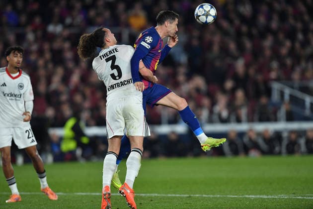 FC Barcelona, Barca v EINTRACHT FRANKFURT SPOTIFY CAMP NOU. BARCELONA. December 9,2025 FC BARCELONA vs EINTRACHT FRANKFURT December 9,2025 Arthur Theate (3) of Eintracht Frankfurt vies with Robert Lewandowski (9) of FC Barcelona during the soccer match corresponding to the sixth match of the group stage of the UEFA Champions League between FC Barcelona and Eintracht Frankfurt at Spotify Camp Nou in Barcelona, Spain. Barcelona ESP Copyright: xS.xRosx
