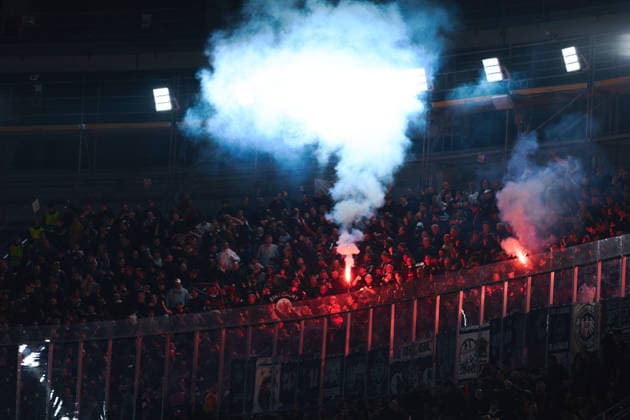 UEFA Champions League - FC Barcelona, Barca v Eintracht Frankfurt BARCELONA, SPAIN - DECEMBER 02: Eintracht Frankfurt fans during the UEFA Champions League match between FC Barcelona and Eintracht Frankfurt at the Spotify Camp Nou on December 9, 2025 in Barcelona, Spain. (Photo by Gerard Franco Photo Players Images Magara Press) Barcelona Sportify Camp Nou Spain Copyright: xGerardxFrancox