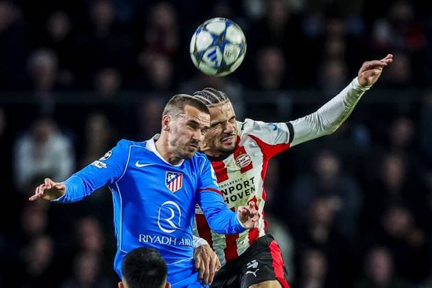 Fußball, CL, PSV Eindhoven - Atletico Madrid EINDHOVEN , 09-12-2025 , Philips Stadium , season 2025 2026 , Champions League football, League phase , Matchday 6 , match between PSV and Atletico Madrid , picture shows PSV Player Armando Obispo PSV - Atletico Madrid x200088382x Copyright: