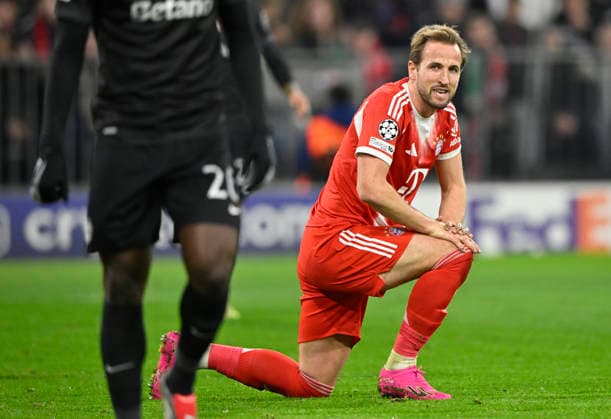 Harry Kane FC Bayern Muenchen FCB 09 Disappointment disappointed after missed goal chance Gesture Gesture FC Bayern Muenchen FCB vs Sporting Lisbon SCP Matchday 6 09 12 2025 DFL REGULATIONS PROHIBIT ANY USE OF PHOTOGRAPHS AS IMAGE SEQUENCES AND OR QUASI VIDEO FC Bayern Muenchen FCB vs Sporting Lisbon SCPn