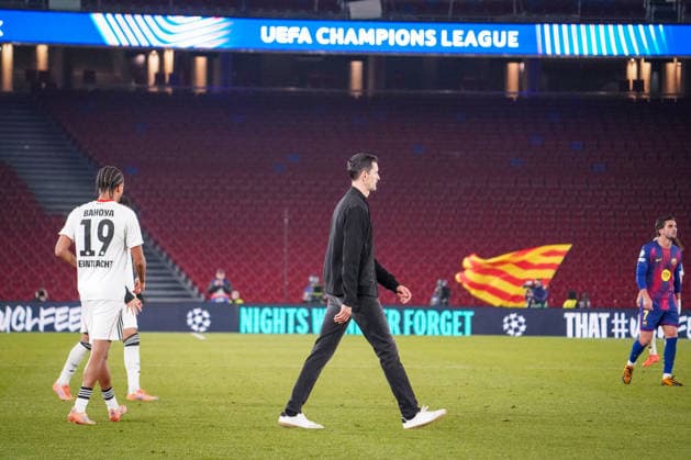 Football UEFA Champions League 2025 26, Matchday 6 FC Barcelona vs Eintracht Frankfurt Camp Nou Barcelona Dino Toppmöller Dino Toppmoller Coach, Eintracht Frankfurt Barcelona Province Barcelona Spain Copyright: xJOERANxSTEINSIEKx