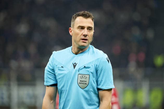 CALCIO - UEFA Champions League - Inter - FC Internazionale vs Liverpool FC Champions League, Day 6, Stadio Giuseppe Meazza, Milan, Inter - Liverpool, in the photo: referee Felix Zwayer (Germany) Milano Italy  Copyright: xIPAxSport ABACAx