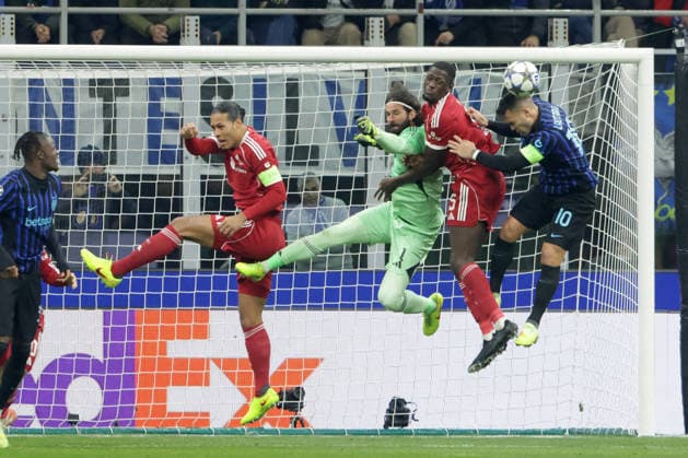 VIRGIL VAN DIJK, ALISSON BECKER, IBRAHIMA KONATE, Liverpool, LAUTARO MARTINEZ, Inter, Champions League, 2025-26, Inter vs Liverpool 0-1, 09-12-2025, Contrasto, Action CHAMPIONS LEAGUE 2025-26 INTER-LIVERPOOL 0-1