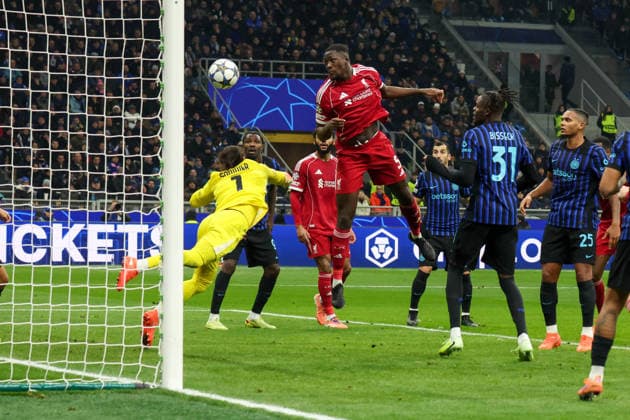 CALCIO - UEFA Champions League - Inter - FC Internazionale vs Liverpool FC Champions League, Day 6, Stadio Giuseppe Meazza, Milan, Inter - Liverpool, in the photo: goal Isak Milano Italy  Copyright: xIPAxSport ABACAx