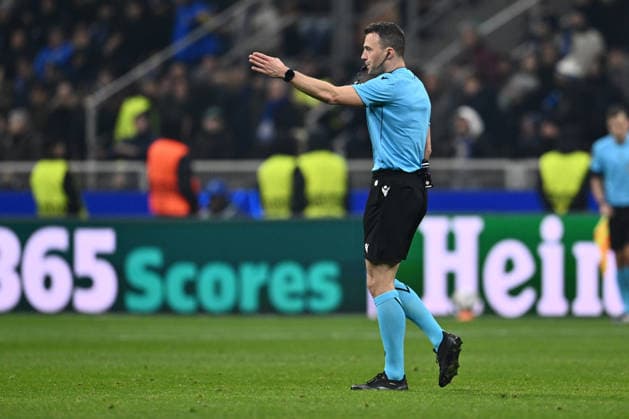 Referee Felix Zwayer (GER) participates in the UEFA Champions League phase day 6 football match between F.C. Inter ad Liverpool F.C. at the San Siro Stadium on December 9, 2025 in Milan, Italy.  Copyright: xDomenicoxCippitelli IPAxSportx xipa-agency.netx xx IPA_68971844 IPA_Agency_IPA68971844