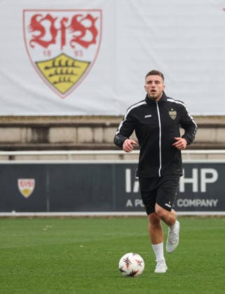 BAU 10 12 2025 Stuttgart Football VfB Stuttgart Training, Ermedin Demirovic VfB