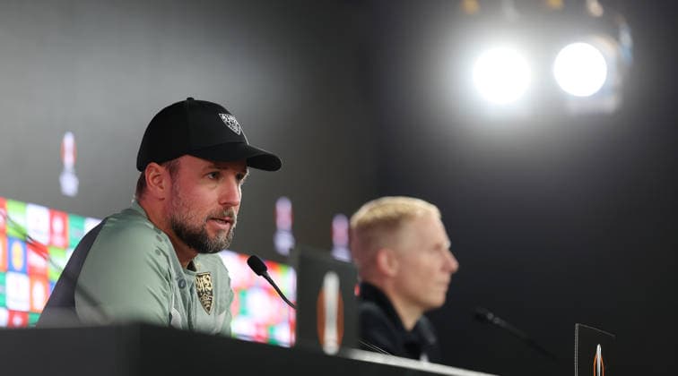BAU 10 12 2025 Stuttgart Football VfB Stuttgart press conference, from left coach Sebastian Hoeneß and press spokesman Tobias Herwerth